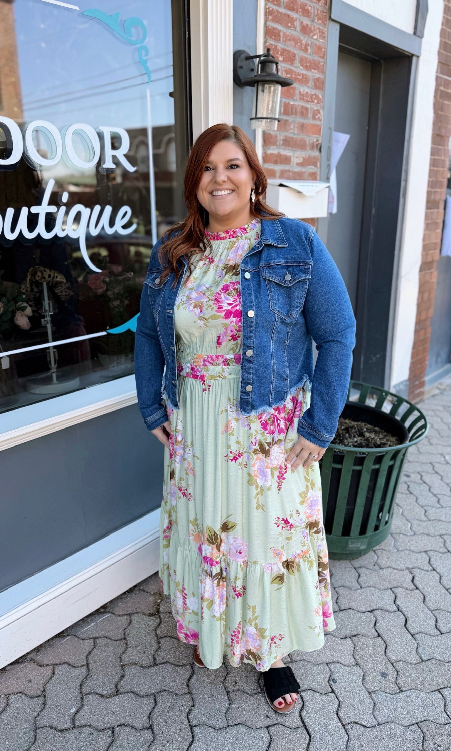 Curvy Mint Floral Flutter Sleeve Dress