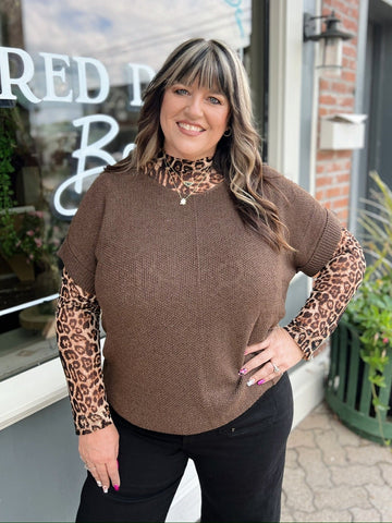 Curvy Short Sleeve Sweater With Center Seam