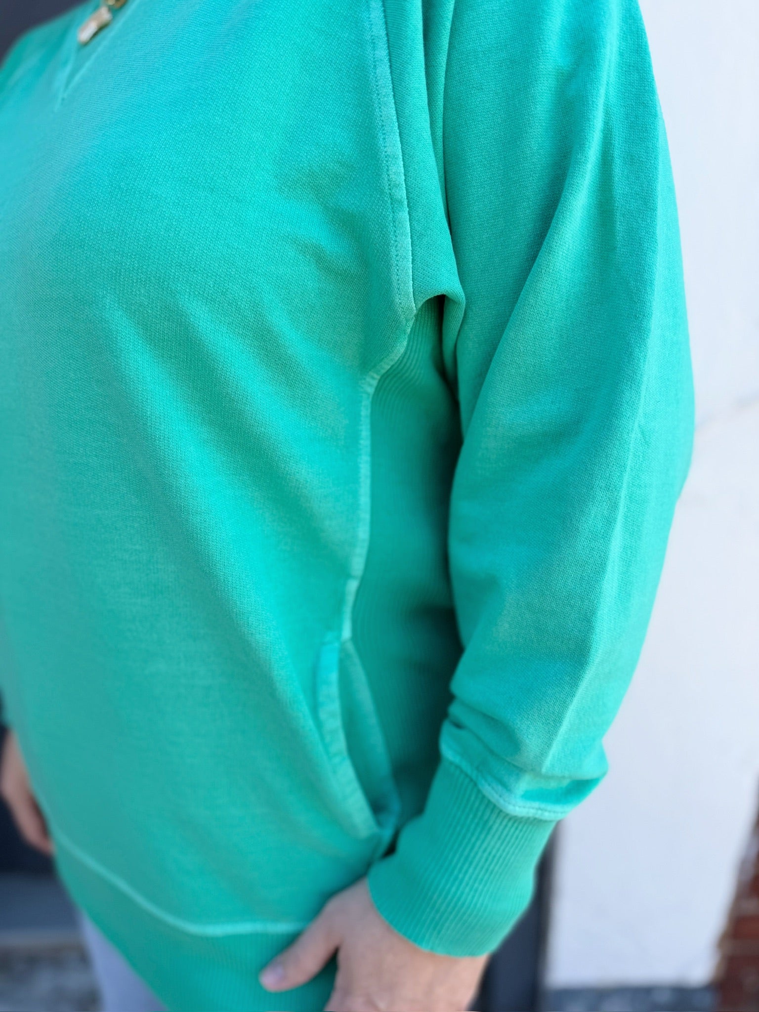 Ribbed Hem Pullover Crewneck