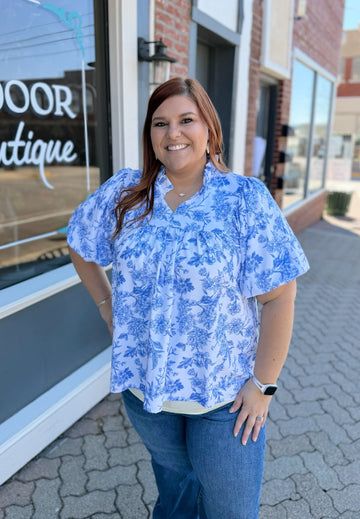 Curvy Blue and White Floral Bubble Sleeve Top