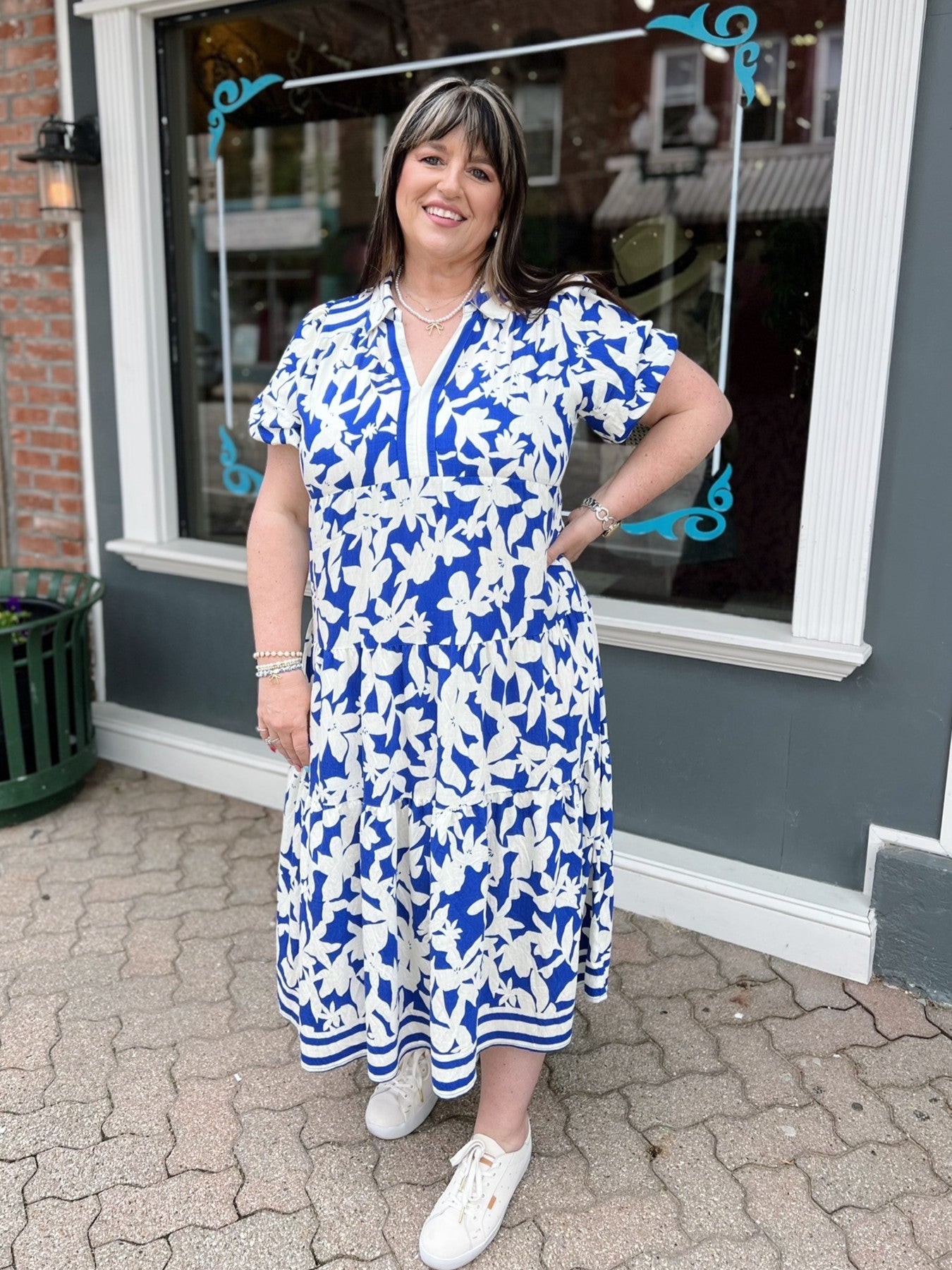 Curvy Floral Short Sleeve with Collar V-Neck Dress