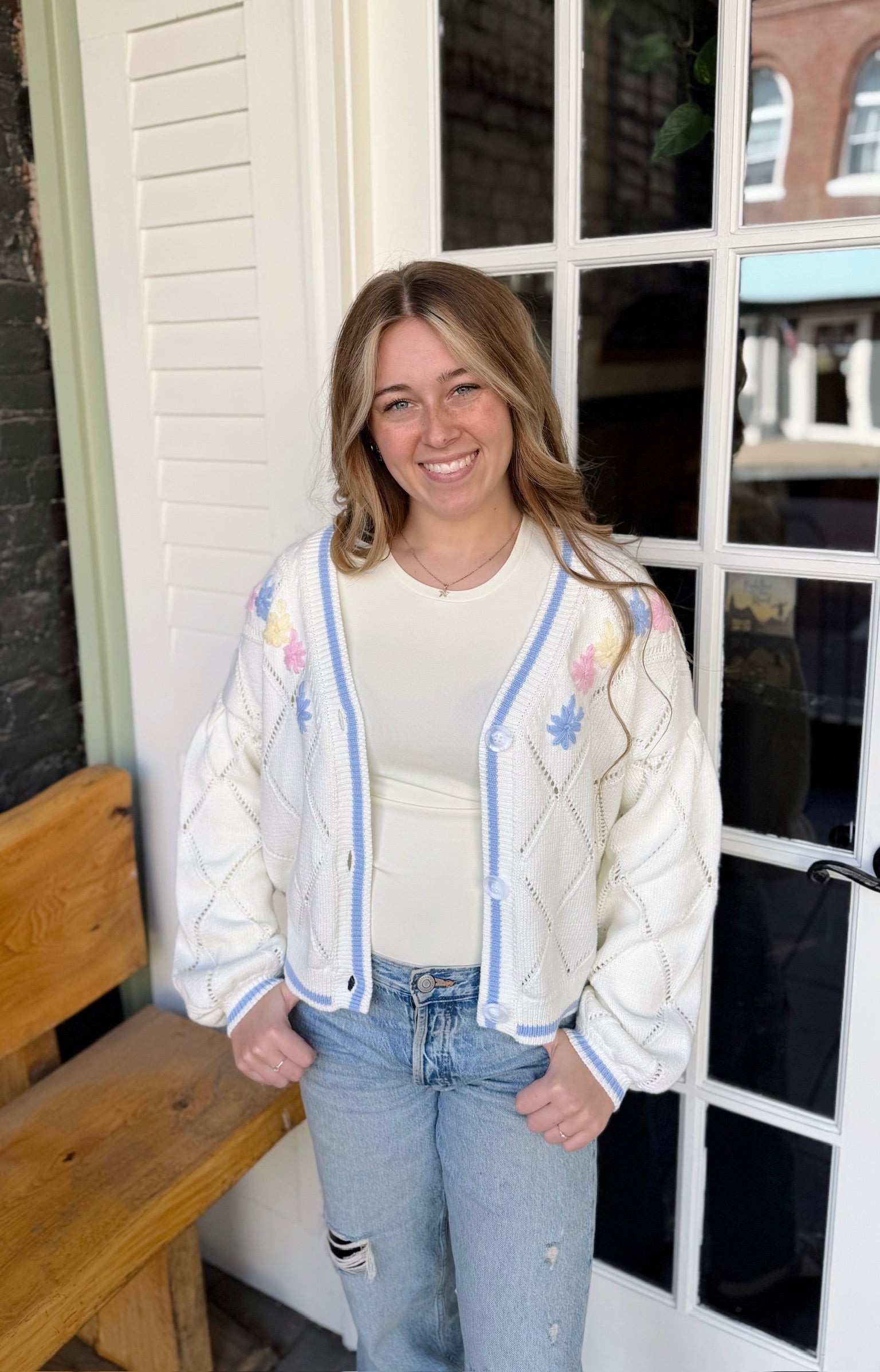Ivory Floral Patterned Button Down Cardigan