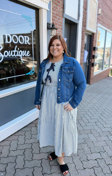 Curvy Navy Sleeveless Striped Bow Front Midi Dress