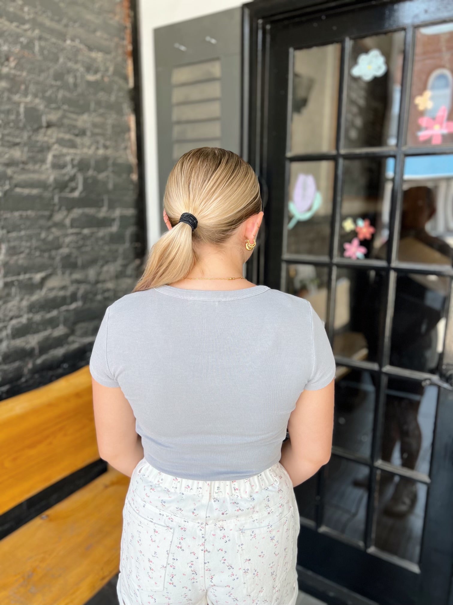 Ribbed Round Neck Short Sleeve Top