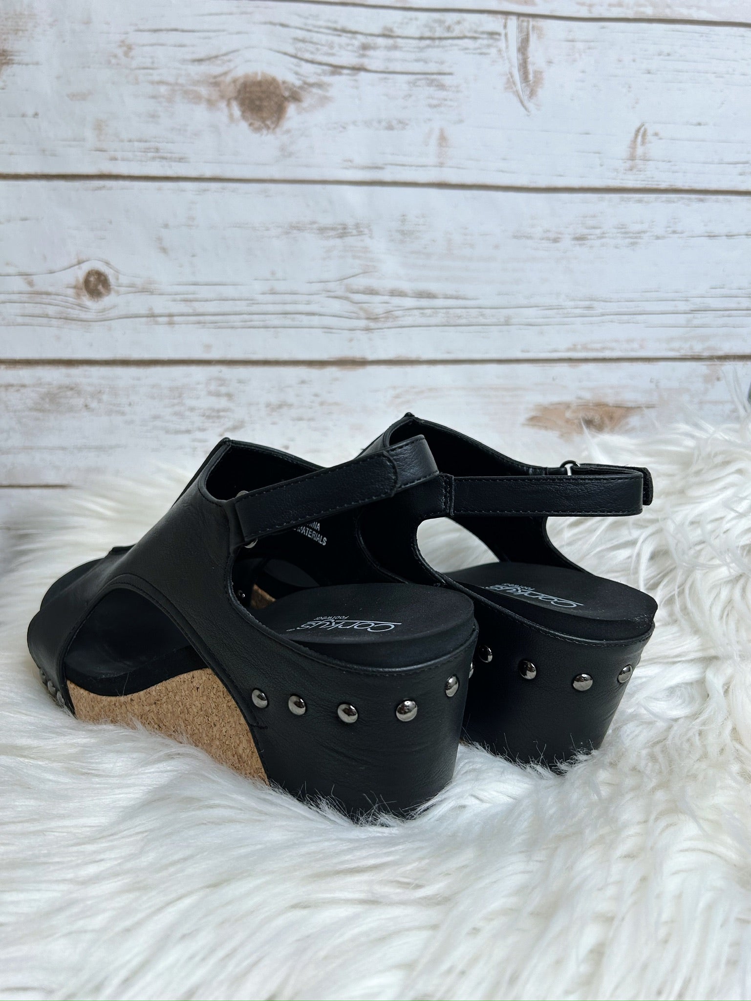 Black Carley's Wedges