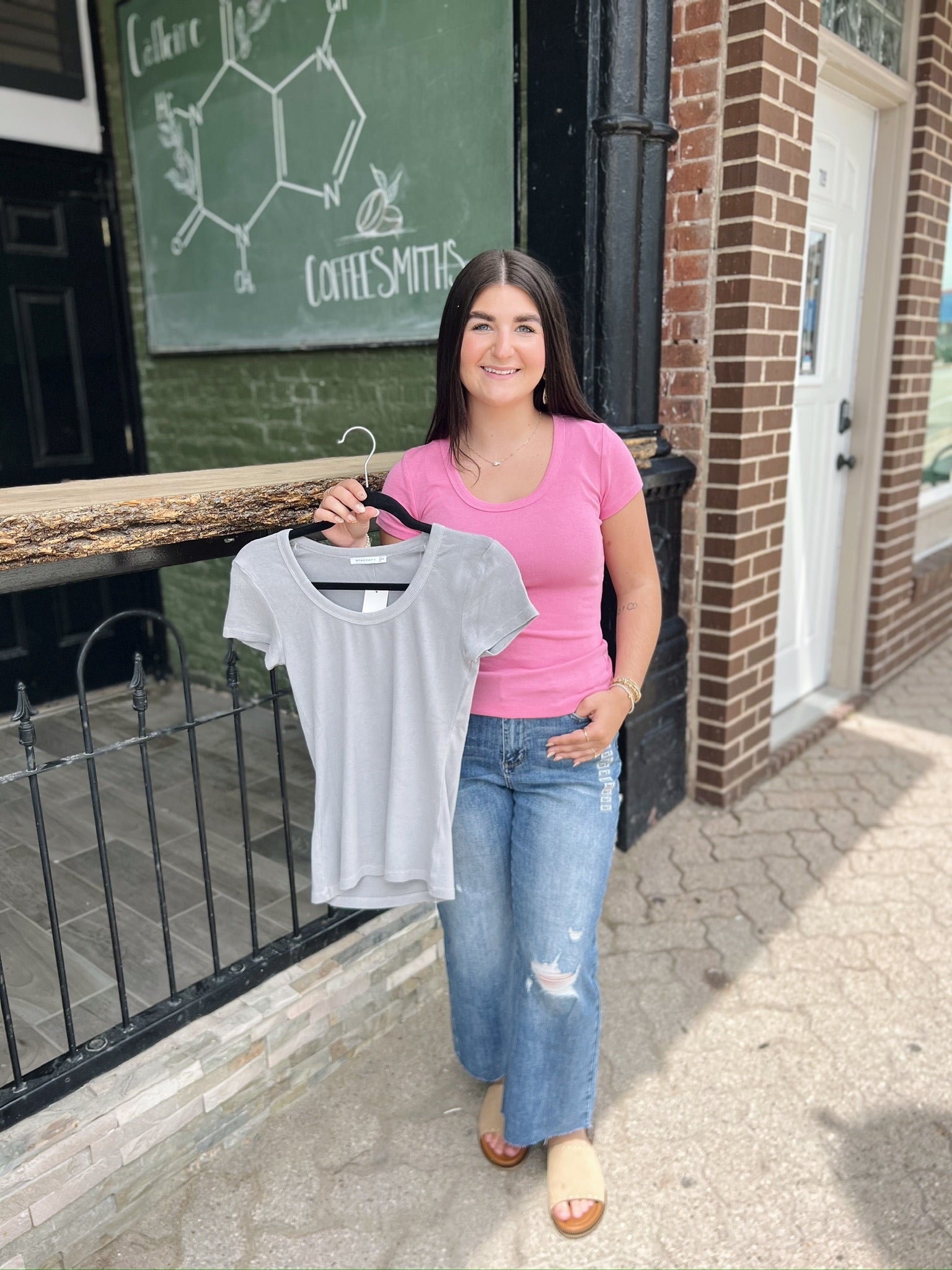 Ribbed Round Neck Short Sleeve Top