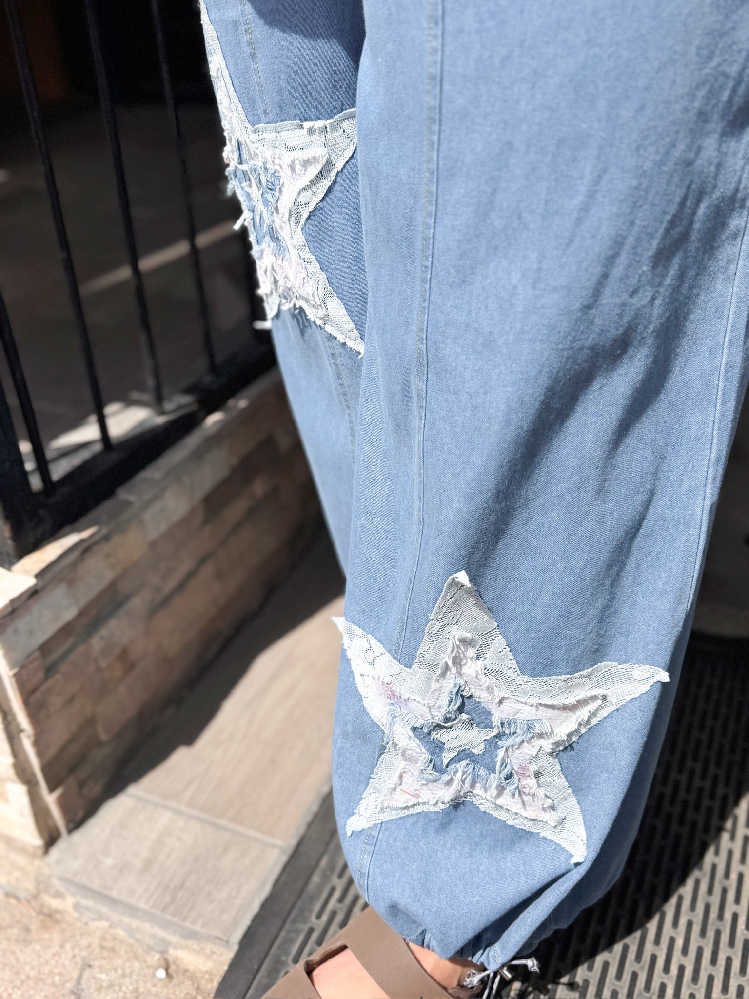 Curvy Light Wight Denim Star patch Jeans