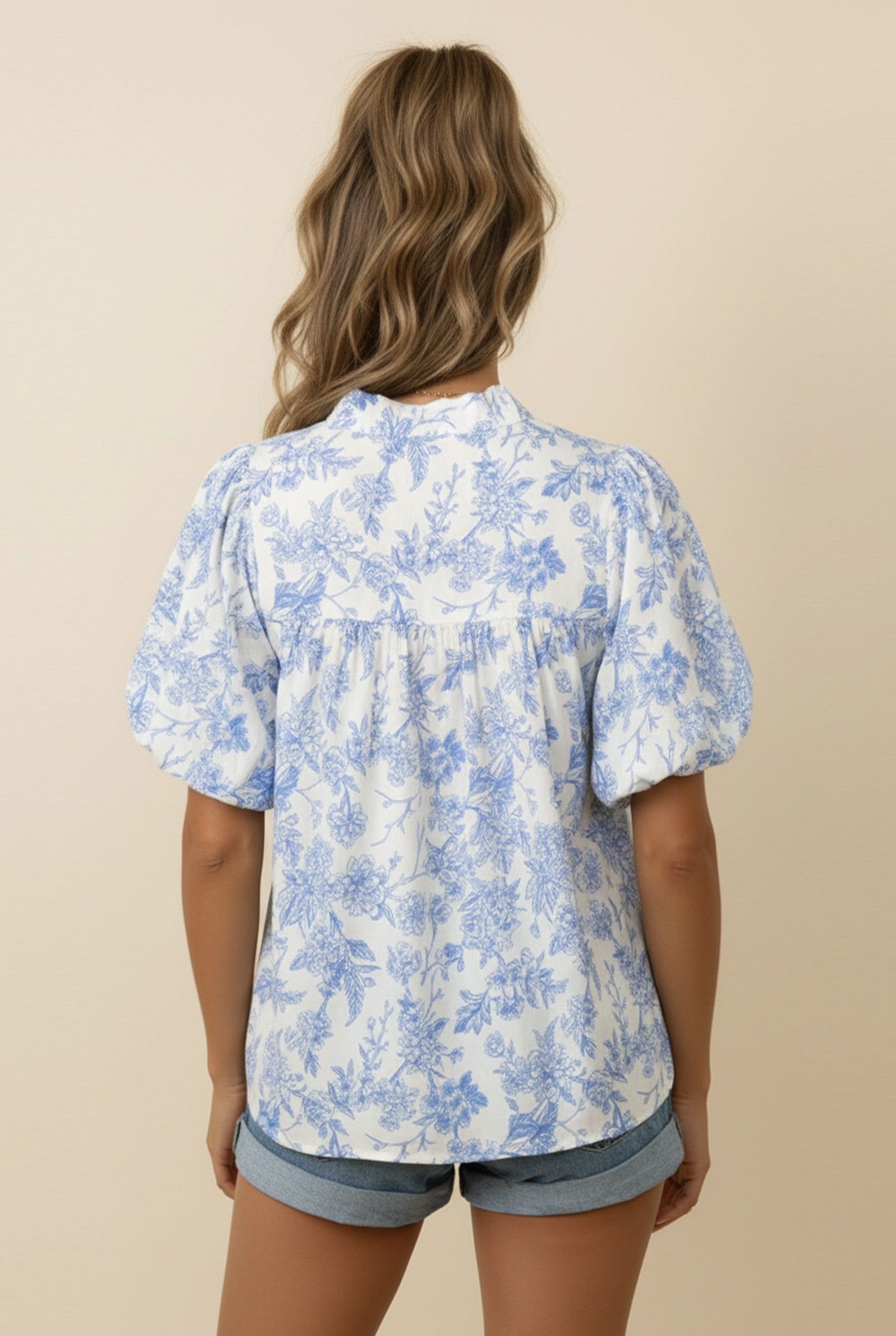 Curvy Blue and White Floral Bubble Sleeve Top