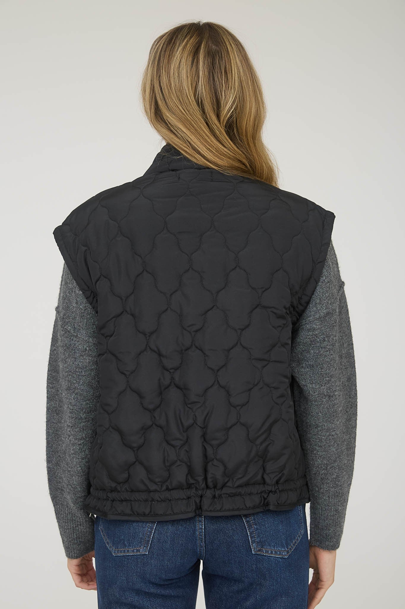 Curvy Snap Front Bow Detail Vest