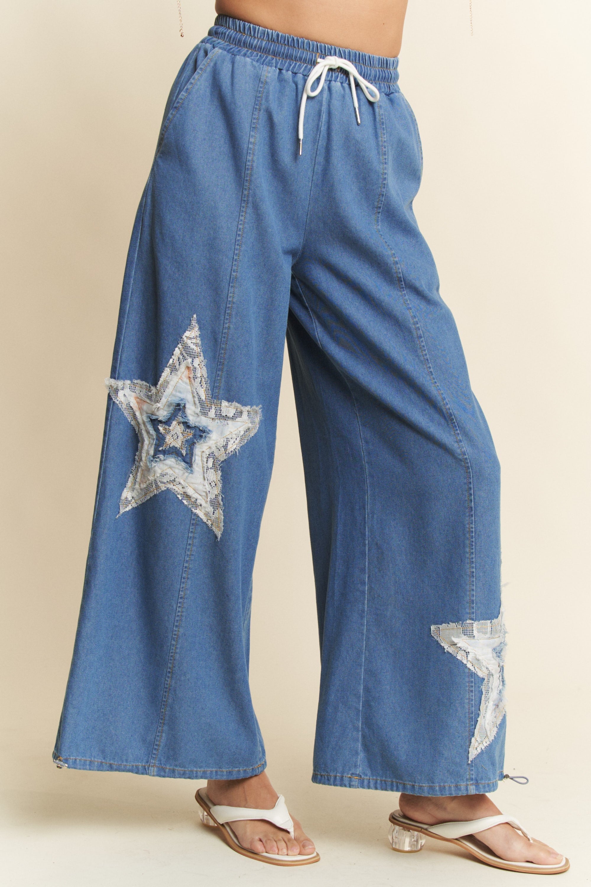 Curvy Light Wight Denim Star patch Jeans