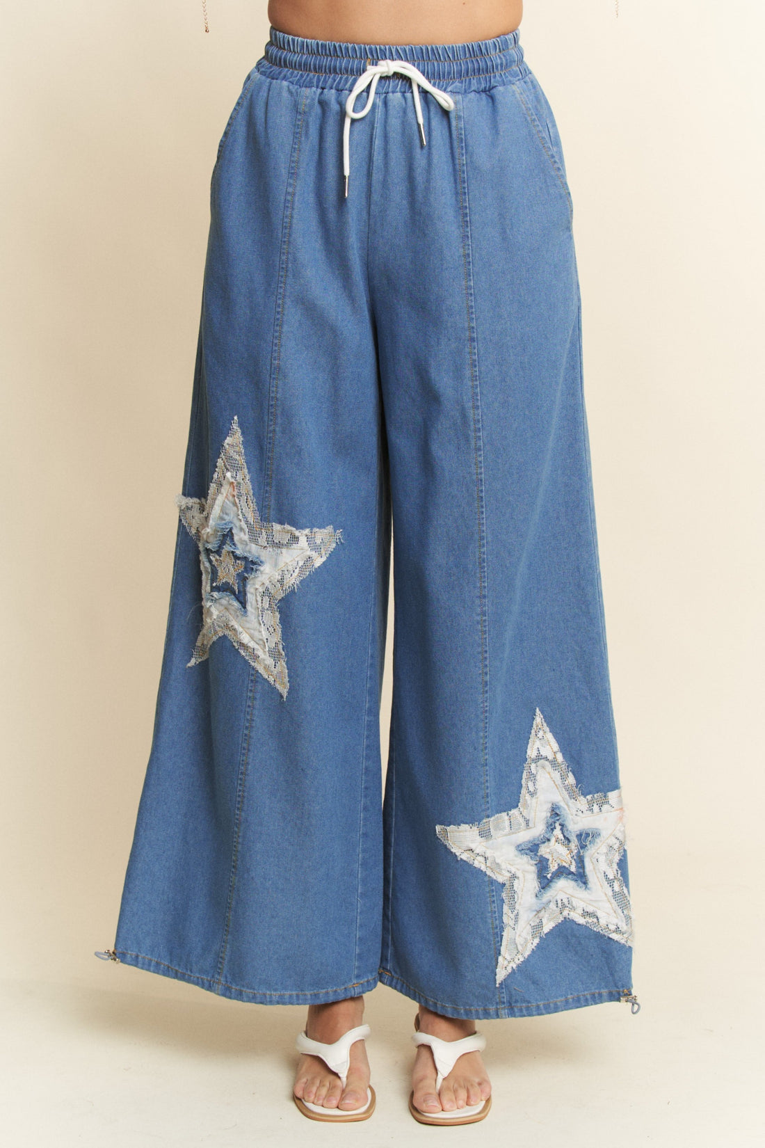 Curvy Light Wight Denim Star patch Jeans