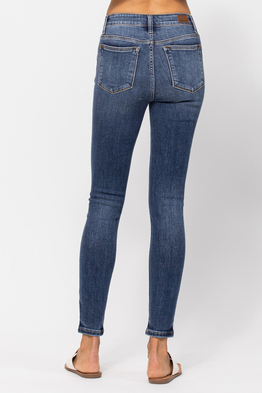 Curvy  Micah's Mid-Rise Skinny Jeans