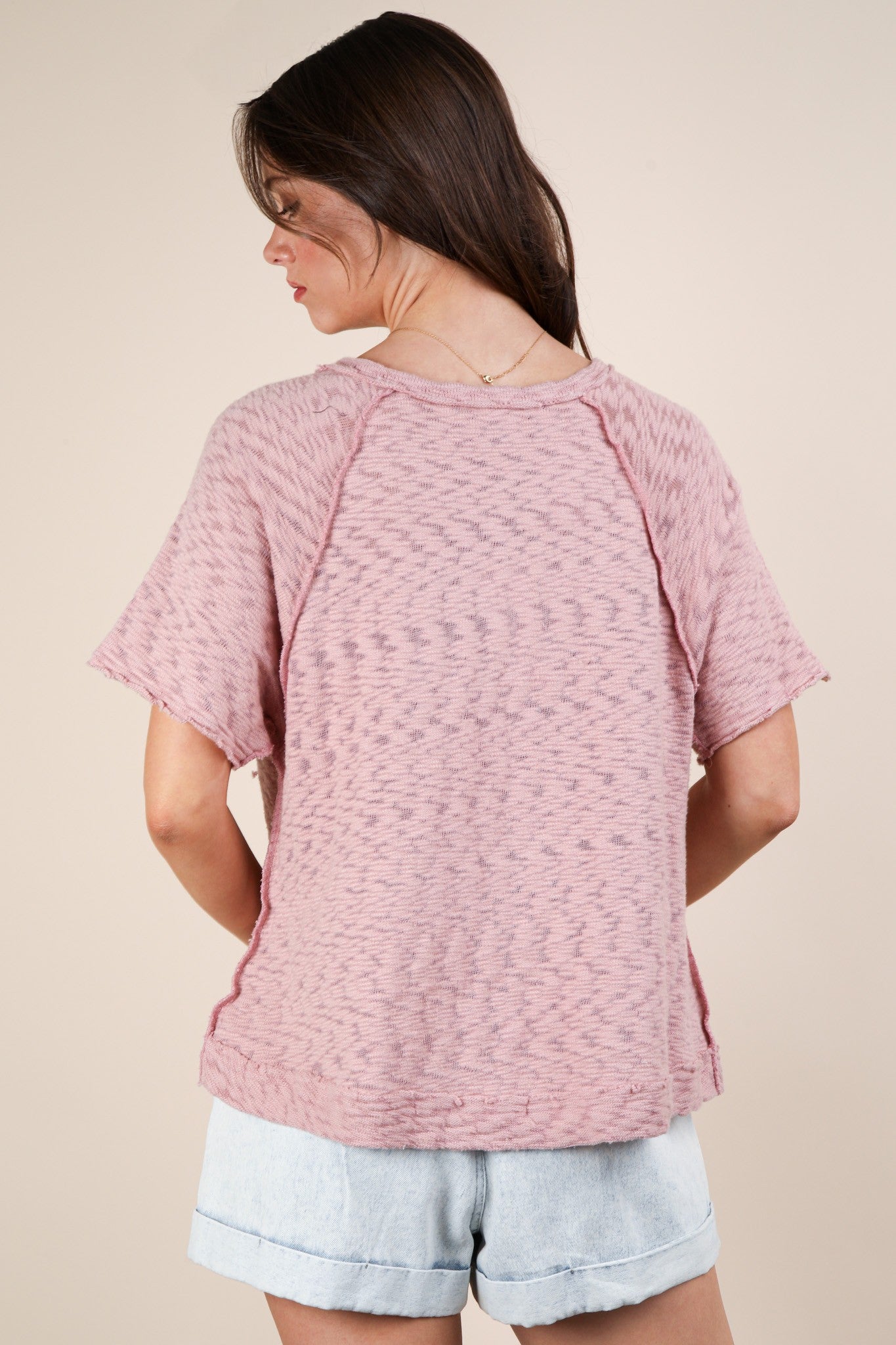 Curvy Lightweight Top with Outseam & Pocket