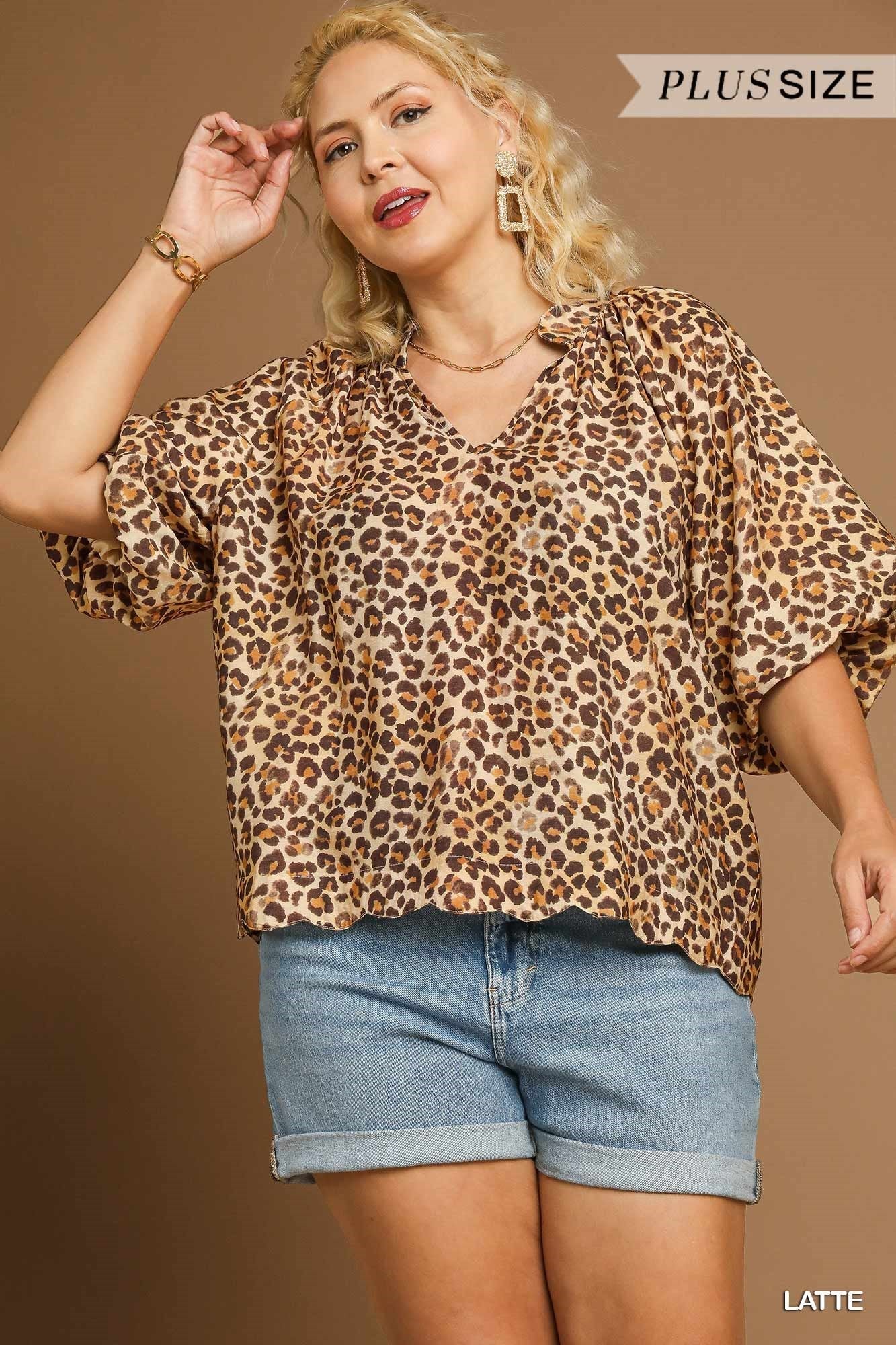 Curvy Bubble Sleeved Animal Print Blouse