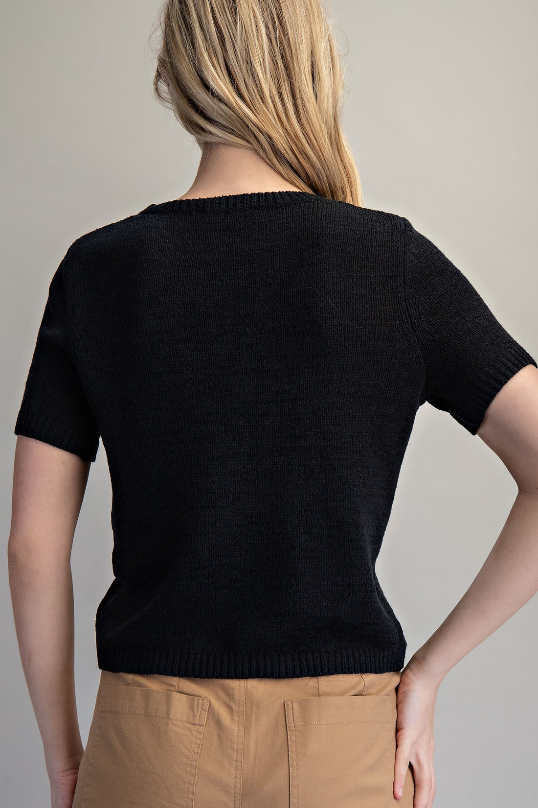 Black Short Sleeve Round Neck Sweater