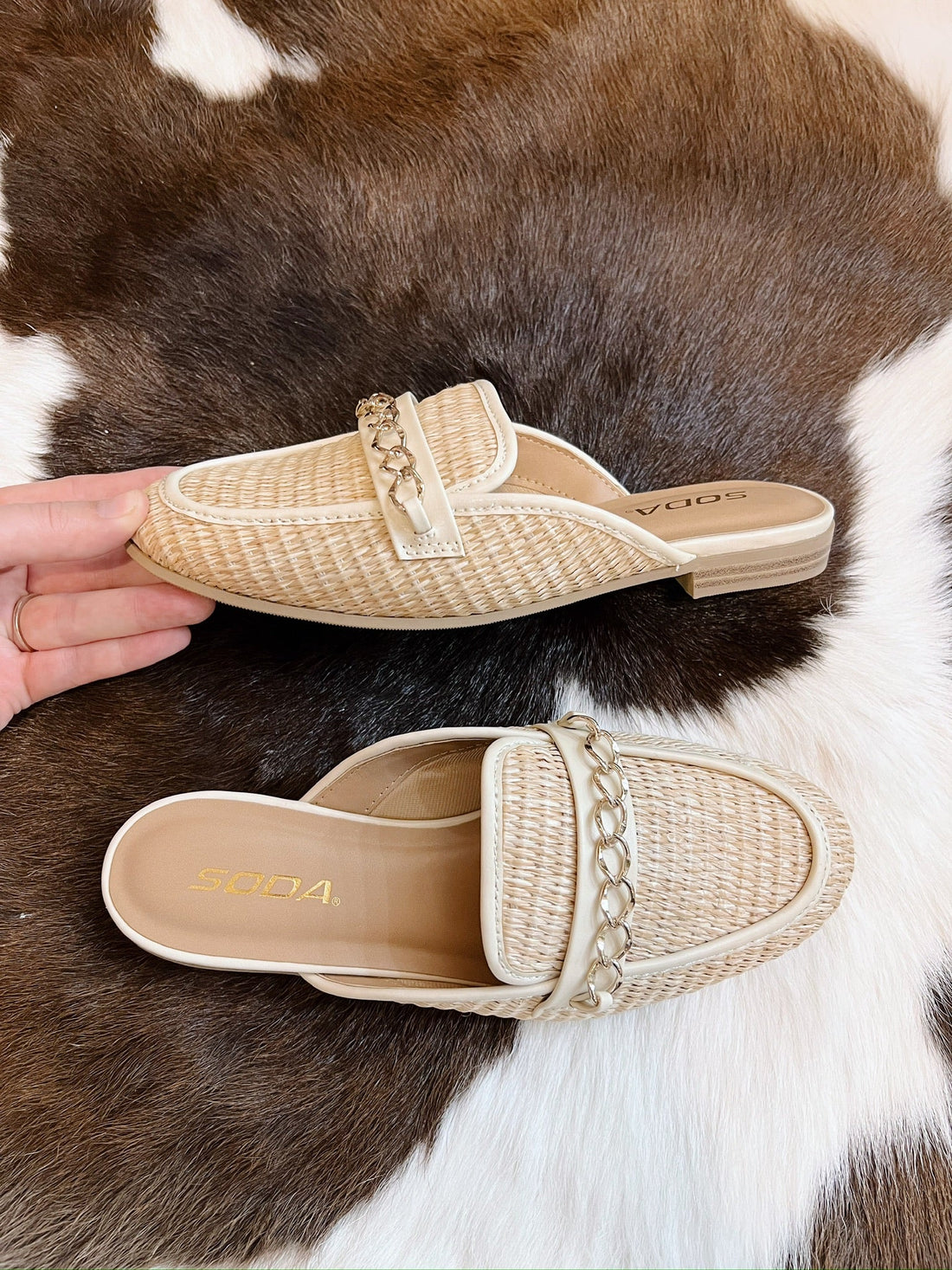 Cala's Rattan Tan Mules