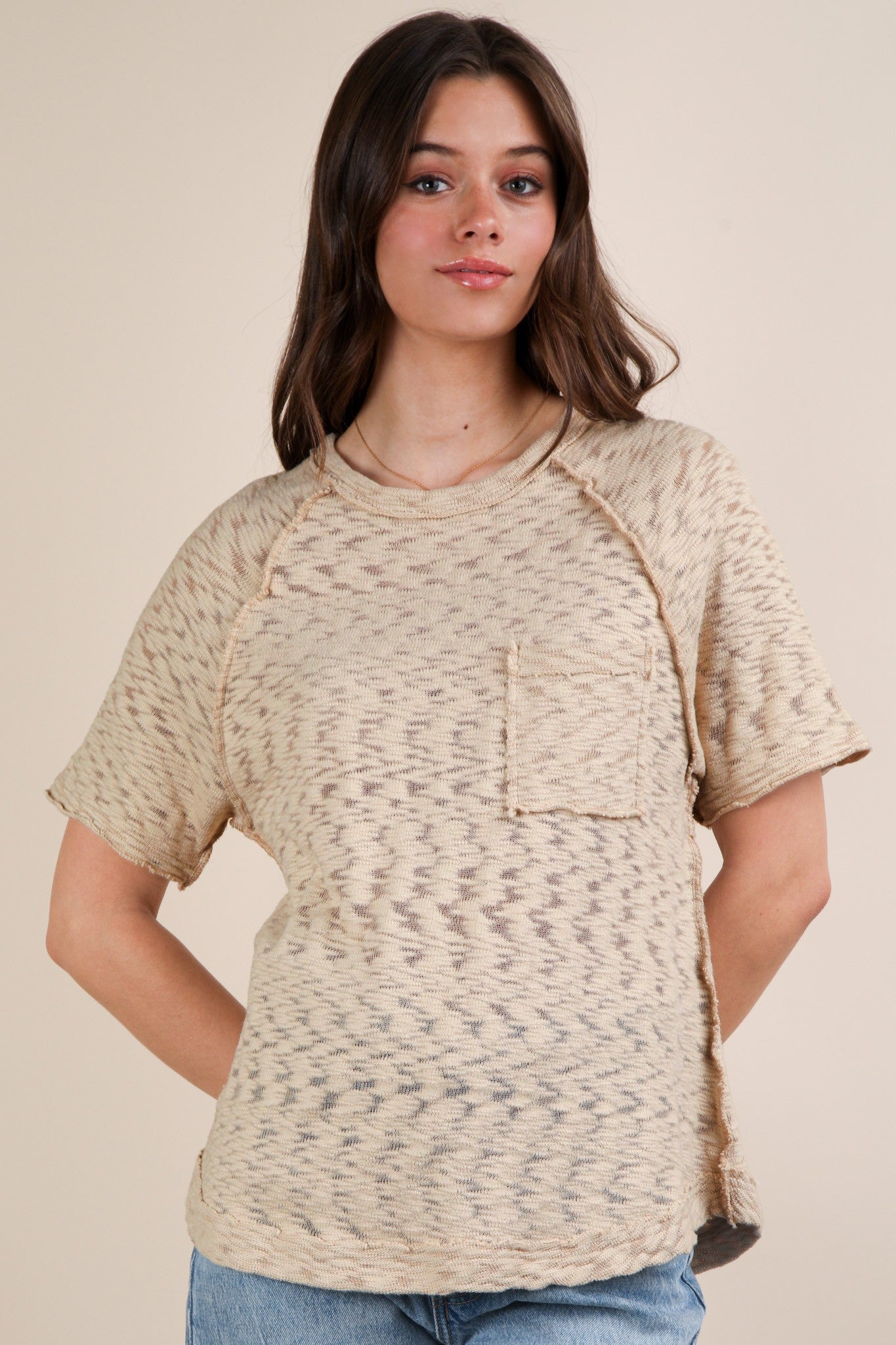 Curvy Lightweight Top with Outseam & Pocket